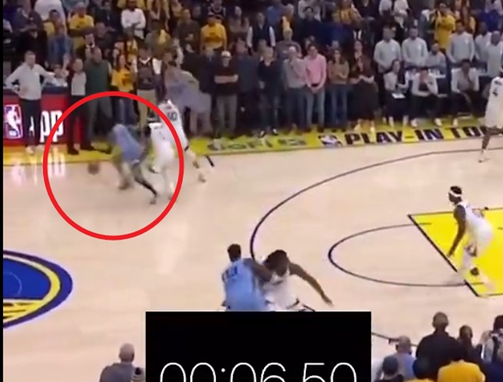 包含灰熊队备战下场比赛誓死一搏的词条