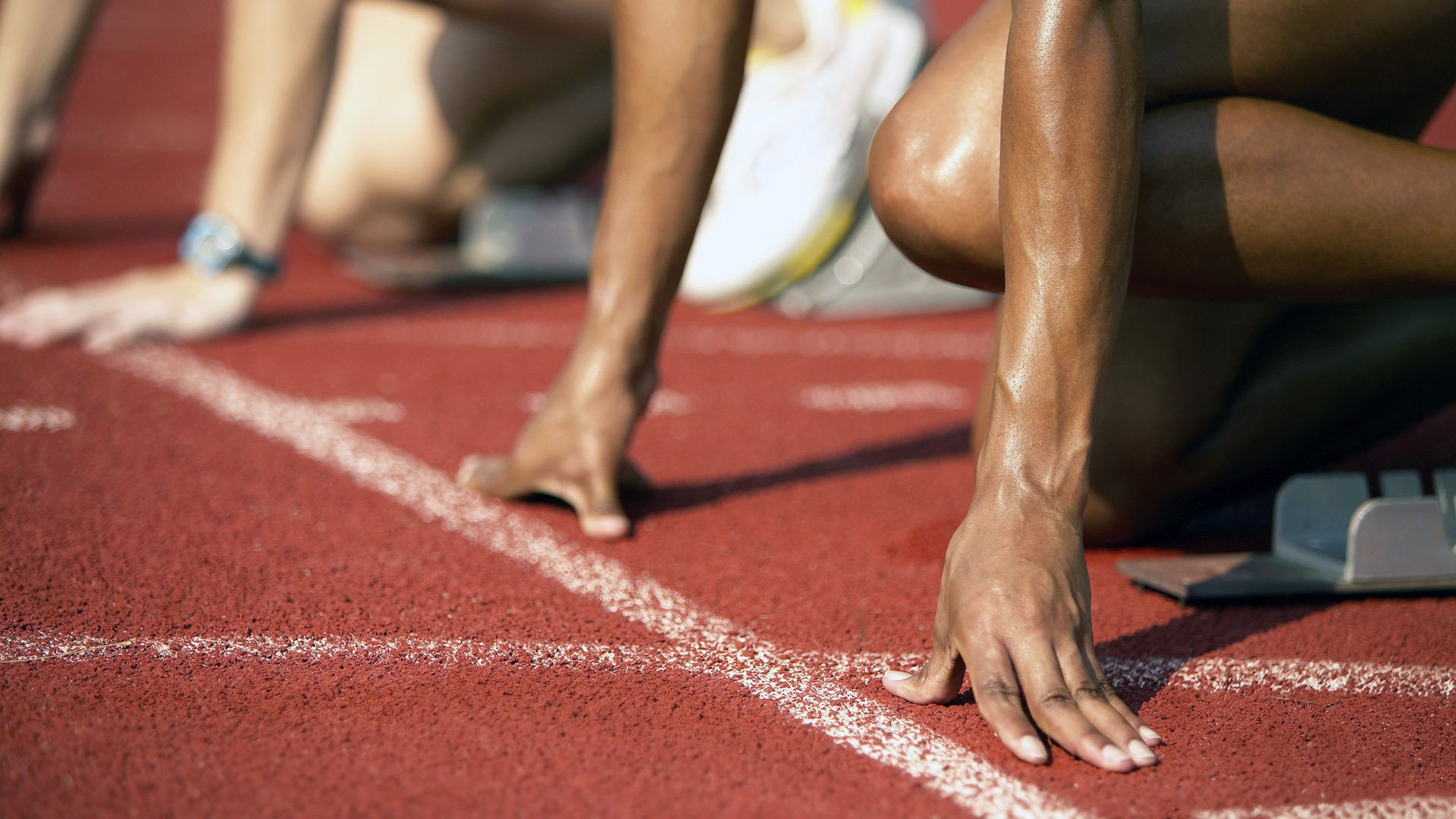 欧冠淘汰赛之夜,詹姆斯硬仗之王的跨界启示