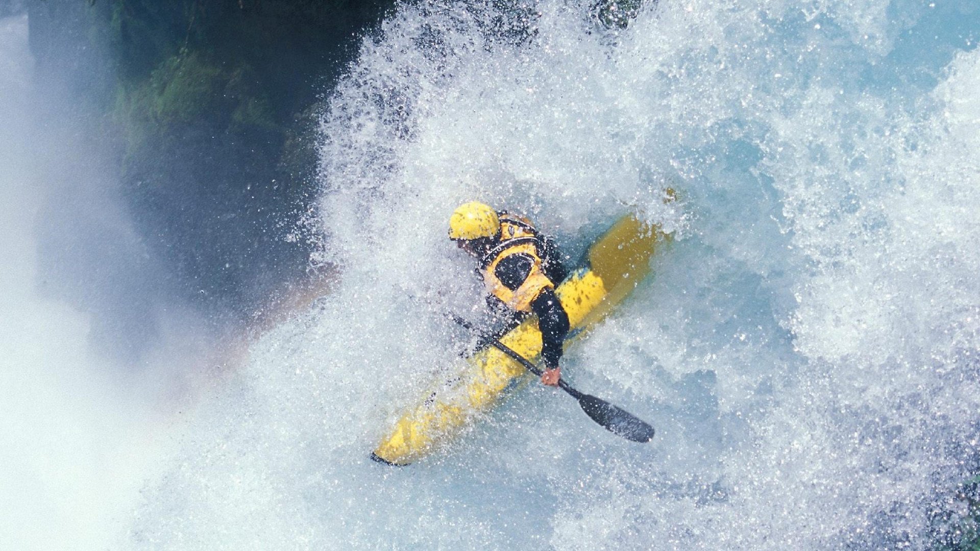 逆风翻盘！石宇奇领军印尼队力克日本，创造羽坛经典战役