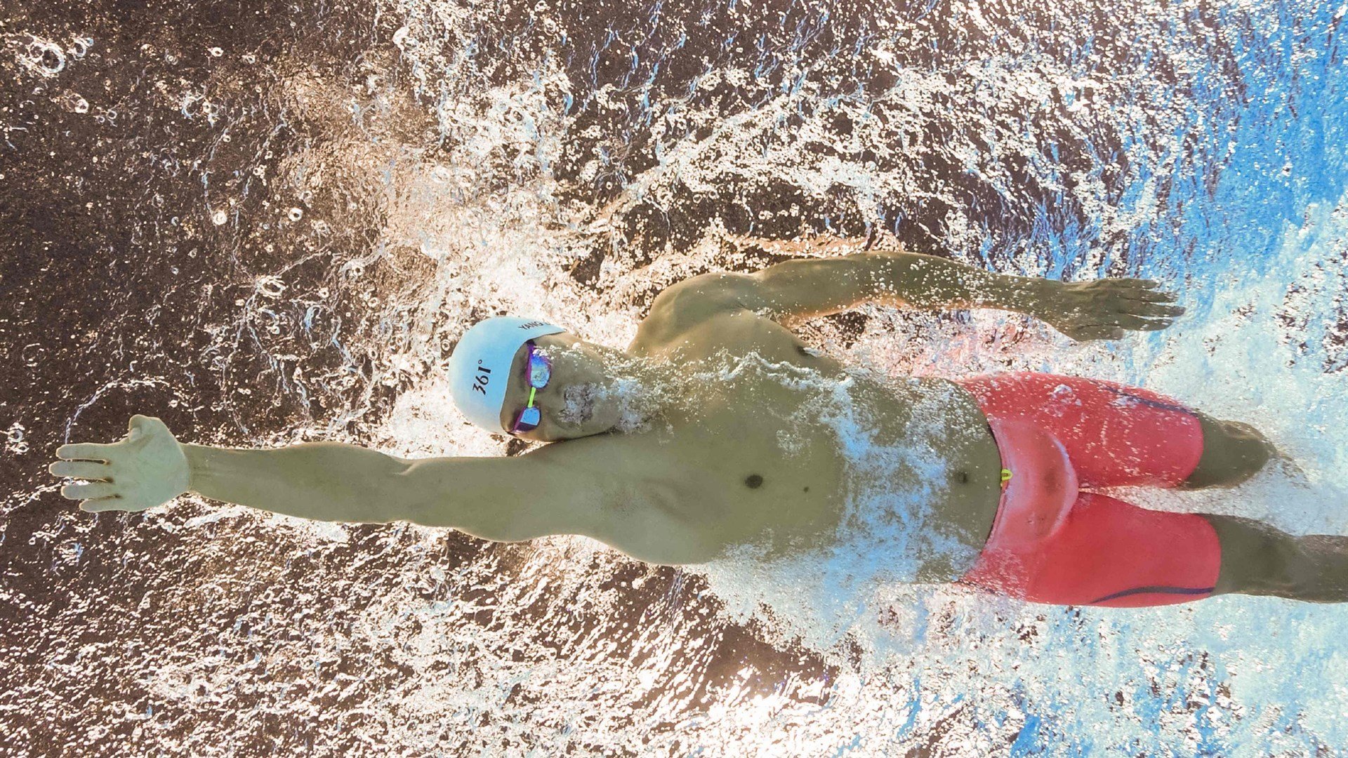 林高远状态火热难救主，波兰队险胜中国队背后的战术博弈与启示