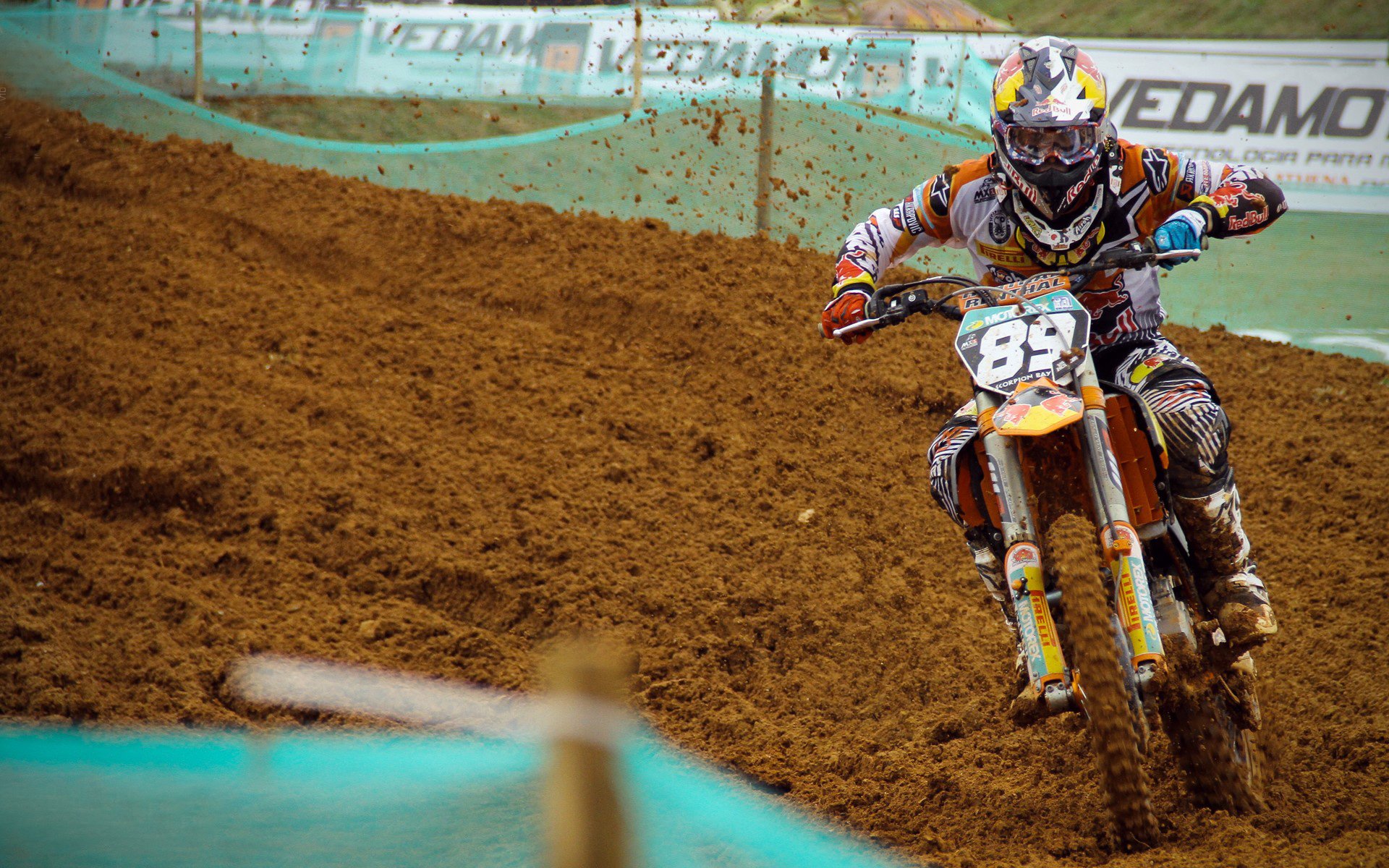 逆光时刻，马来西亚绝地翻盘，辛杜高光点燃羽坛不灭焰火